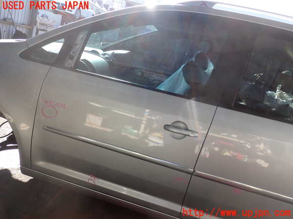 2UPJ-34301260]VW ゴルフ トゥーラン(1TBLG)左前ドア 中古 PILKINGTON M3236 43R-001582_m0001.jpg