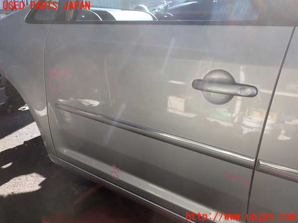 2UPJ-34301260]VW ゴルフ トゥーラン(1TBLG)左前ドア 中古 PILKINGTON M3236 43R-001582_m0002.jpg