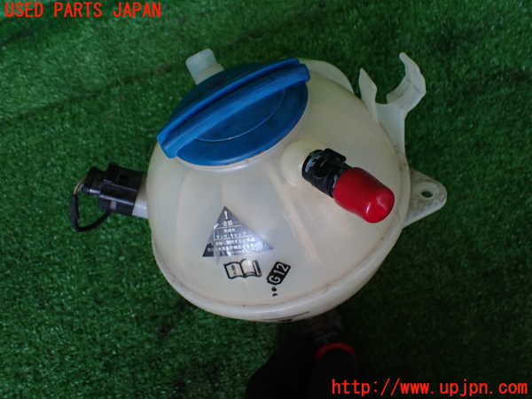 2UPJ-34302410]VW ゴルフ トゥーラン(1TBLG)ラジエータータンク 中古_m0001.jpg