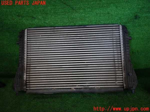 2UPJ-34302451]VW ゴルフ トゥーラン(1TBLG)インタークーラー1 中古_m0001.jpg