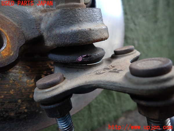 2UPJ-34304290]VW ゴルフ トゥーラン(1TBLG)右フロントナックルハブ 中古_m0003.jpg