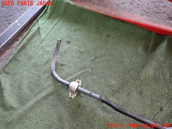 2UPJ-34305440]VW ゴルフ トゥーラン(1TBLG)フロントスタビライザー 中古_m0002.jpg