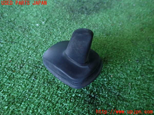 2UPJ-34306550]VW ゴルフ トゥーラン(1TBLG)アンテナ 中古_m0002.jpg