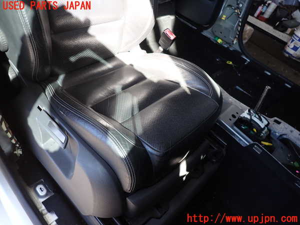 2UPJ-34307035]VW ゴルフ トゥーラン(1TBLG)運転席シート 中古_m0003.jpg