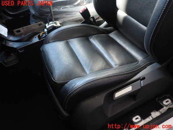 2UPJ-34307065]VW ゴルフ トゥーラン(1TBLG)助手席シート 中古_m0003.jpg