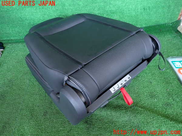 2UPJ-34307175]VW ゴルフ トゥーラン(1TBLG)左2列目シート 中古_m0004.jpg