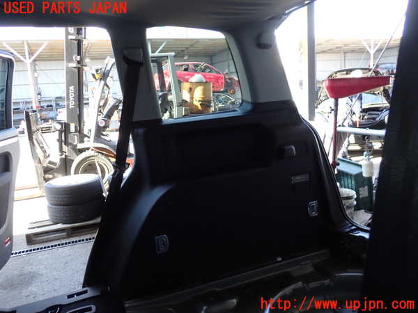 2UPJ-34307675]VW ゴルフ トゥーラン(1TBLG)右リアピラートリム 中古_m0001.jpg