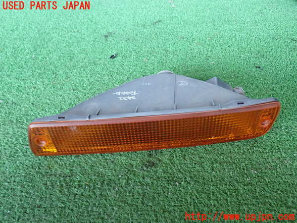 2UPJ-34321162]ランクル80系(FZJ80G)左ウィンカーレンズ 中古_m0001.jpg