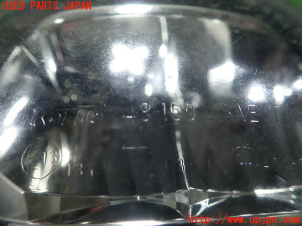 5UPJ-34331182]レクサス・CT200h(ZWA10)左フォグ 中古_m0003.jpg