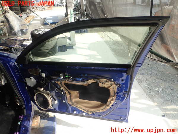 5UPJ-34331230]レクサス・CT200h(ZWA10)右前ドア 中古_m0004.jpg