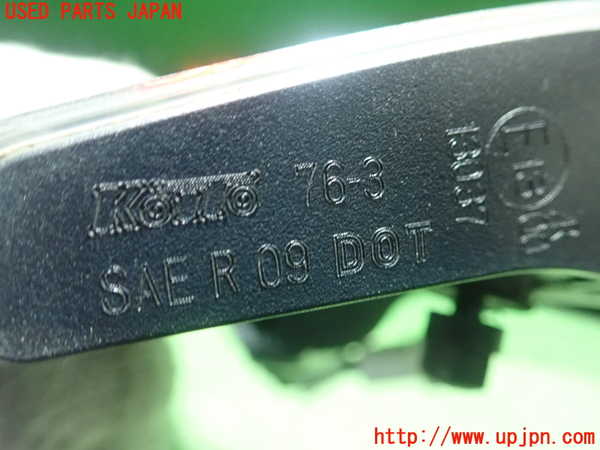 5UPJ-34331550]レクサス・CT200h(ZWA10)右リアフィニッシャー 中古_m0003.jpg