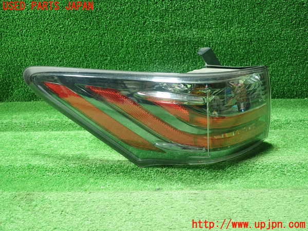 1UPJ-34331536]レクサス・CT200h(ZWA10)左テールランプ 中古_m0002.jpg