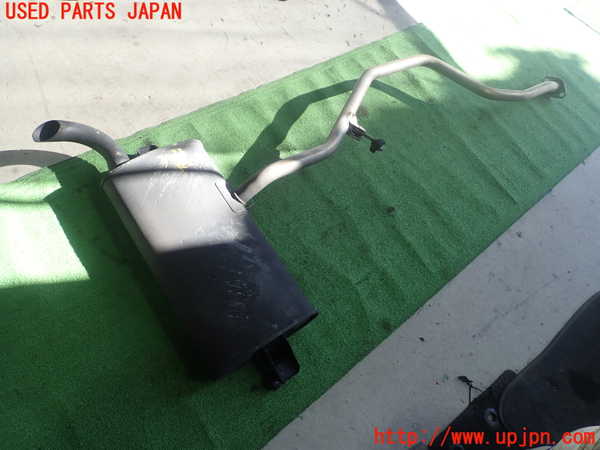 1UPJ-34332671]レクサス・CT200h(ZWA10)リアマフラー1 中古_m0002.jpg
