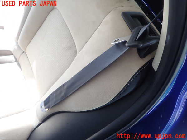 5UPJ-34337185]レクサス・CT200h(ZWA10)左2列目シートベルト 中古_m0001.jpg