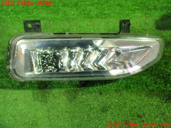 1UPJ-34341180]セレナ e-POWER(HFC27)右フォグ 中古_m0001.jpg