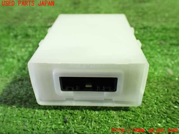 1UPJ-34346152]セレナ e-POWER(HFC27)コンピューター7 中古 284U15TA0A_m0002.jpg