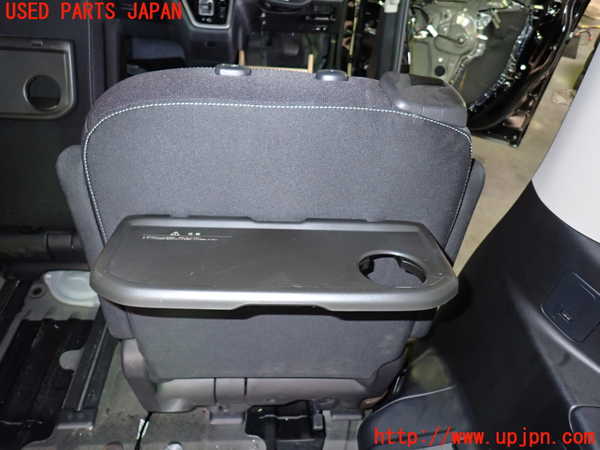 1UPJ-34347145]セレナ e-POWER(HFC27)右2列目シート 中古_m0005.jpg