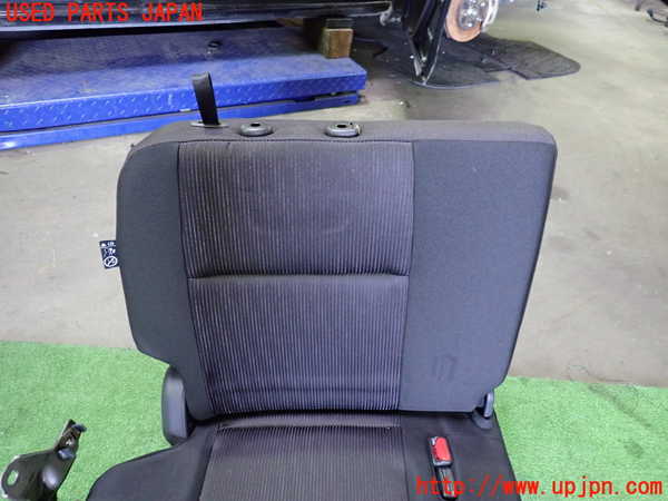 1UPJ-34347235]セレナ e-POWER(HFC27)右3列目シート 中古_m0002.jpg