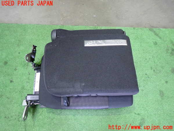 1UPJ-34347235]セレナ e-POWER(HFC27)右3列目シート 中古_m0004.jpg