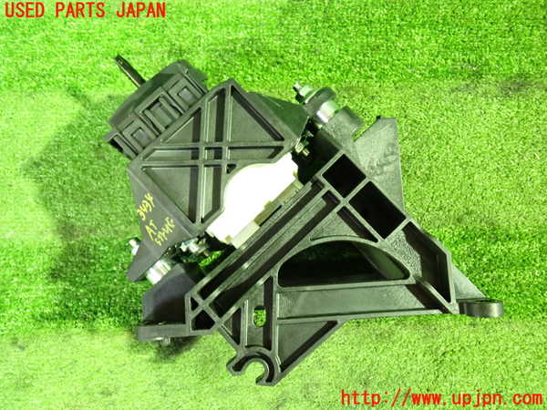 1UPJ-34347555]セレナ e-POWER(HFC27)ATシフトレバー 中古_m0003.jpg