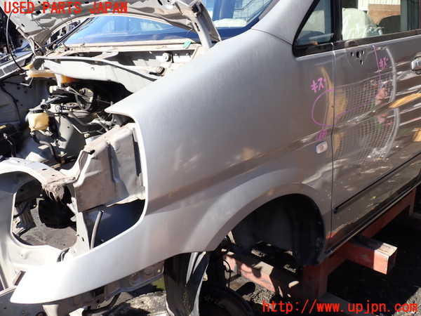 1UPJ-34351082]セレナ(TC24)左前フェンダー 中古_m0001.jpg