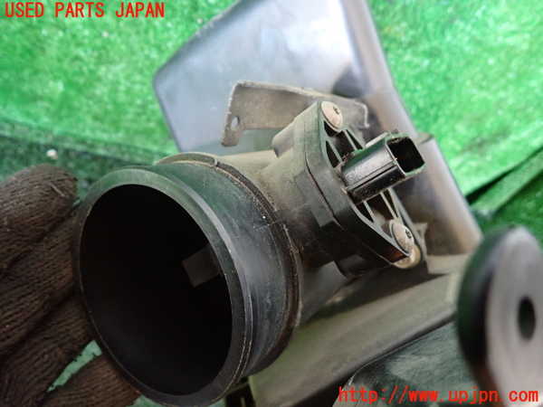 5UPJ-34352560]セレナ(TC24)エアクリーナーボックス 中古_m0002.jpg