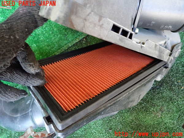 5UPJ-34352560]セレナ(TC24)エアクリーナーボックス 中古_m0004.jpg