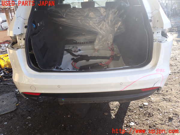 1UPJ-34381610]ジャガー・XF スポーツブレイク(JBS2NC)リアバンパー 中古_m0001.jpg