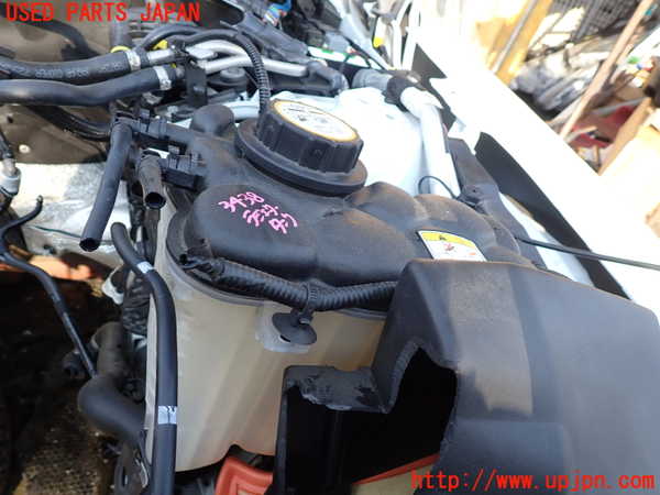 1UPJ-34382410]ジャガー・XF スポーツブレイク(JBS2NC)ラジエータータンク 中古_m0001.jpg