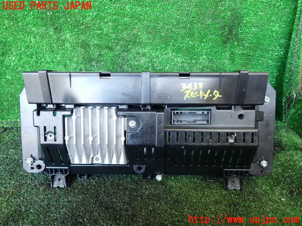 1UPJ-34386170]ジャガー・XF スポーツブレイク(JBS2NC)スピードメーター 中古_m0003.jpg