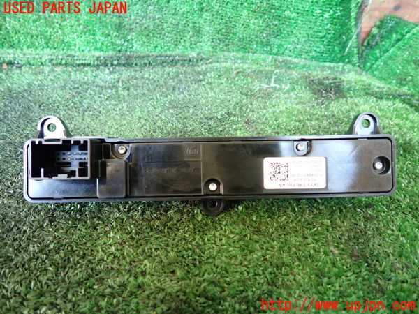 1UPJ-34386307]ジャガー・XF スポーツブレイク(JBS2NC)スイッチ2 中古_m0002.jpg