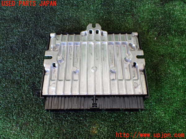 1UPJ-34386120]ジャガー・XF スポーツブレイク(JBS2NC)サスペンションコンピューター 中古_m0003.jpg