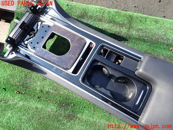 1UPJ-34387540]ジャガー・XF スポーツブレイク(JBS2NC)センターコンソール 中古_m0002.jpg