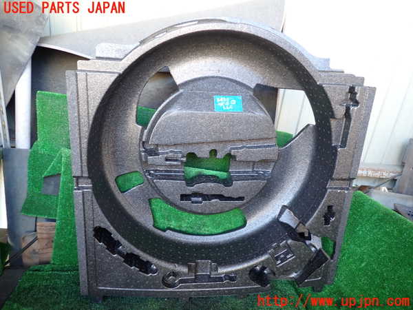 1UPJ-34387771]ジャガー・XF スポーツブレイク(JBS2NC)ラゲッジトレイ1 中古_m0001.jpg