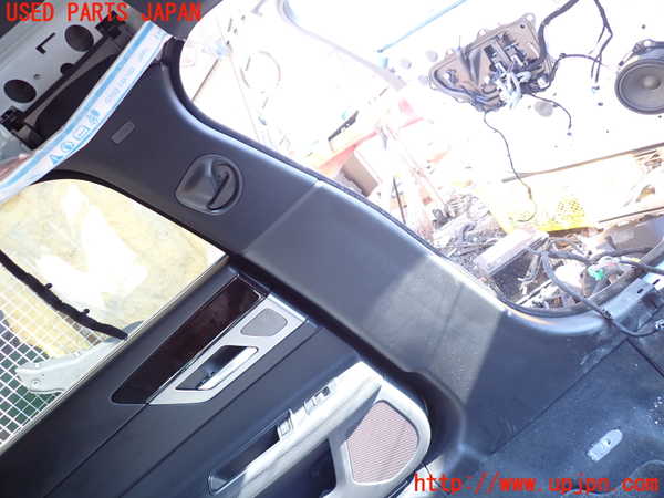 1UPJ-34387670]ジャガー・XF スポーツブレイク(JBS2NC)左センターピラートリム 中古_m0001.jpg