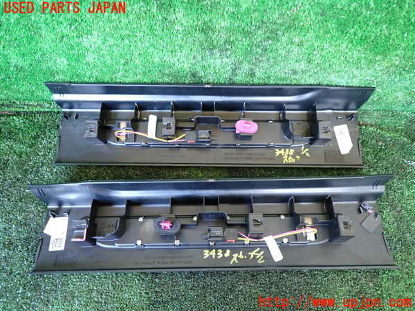 1UPJ-34387740]ジャガー・XF スポーツブレイク(JBS2NC)スカッフプレート 中古_m0003.jpg