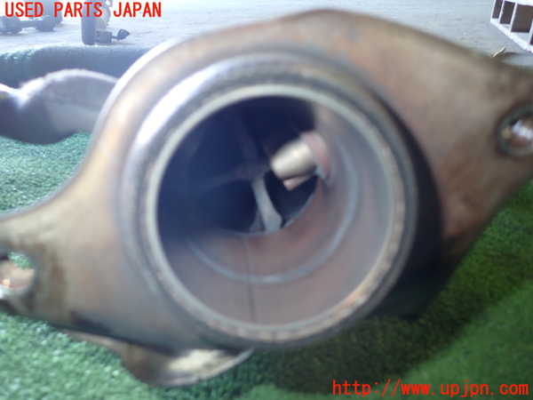 1UPJ-34392041]エスクァイアハイブリッド(ZWR80G)エキマニ1 触媒 マニバーター　中古_m0002.jpg
