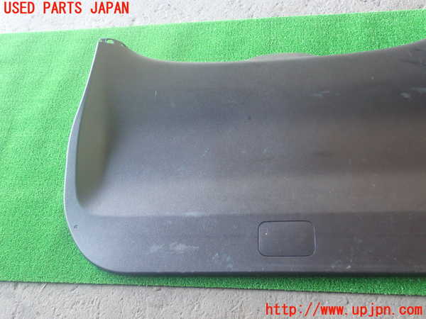 1UPJ-34391578]エスクァイアハイブリッド(ZWR80G)バックドア内張り 中古_m0003.jpg