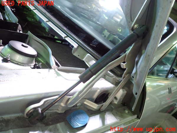 1UPJ-34401068]アウディ・TT ロードスター(8NAUQ)ボンネットダンパー 中古_m0002.jpg