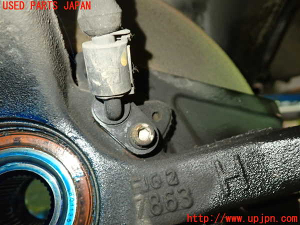 1UPJ-34404290]アウディ・TT ロードスター(8NAUQ)右フロントナックルハブ ジャンク_m0004.jpg