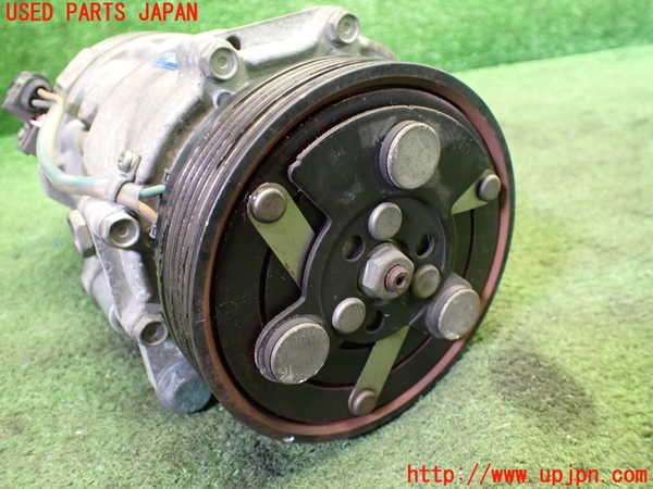 5UPJ-34406025]アウディ・TT ロードスター(8NAUQ)エアコンコンプレッサー 中古_m0003.jpg
