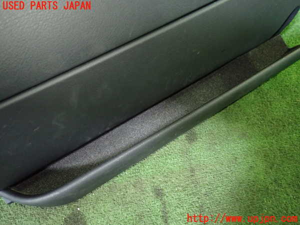 1UPJ-34407516]アウディ・TT ロードスター(8NAUQ)グローブボックス1 中古_m0003.jpg