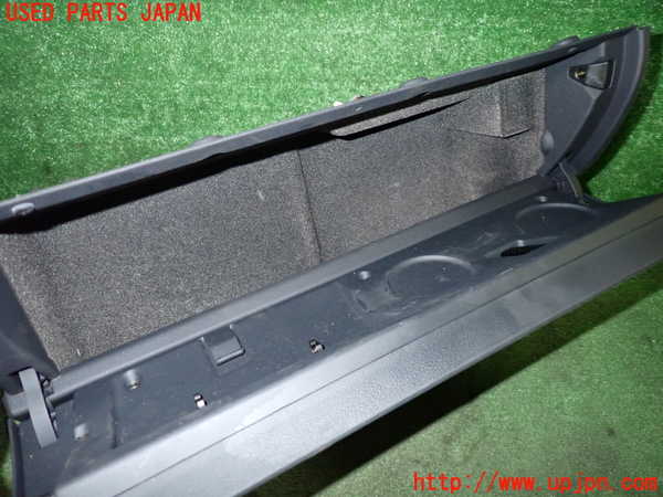 1UPJ-34407516]アウディ・TT ロードスター(8NAUQ)グローブボックス1 中古_m0004.jpg