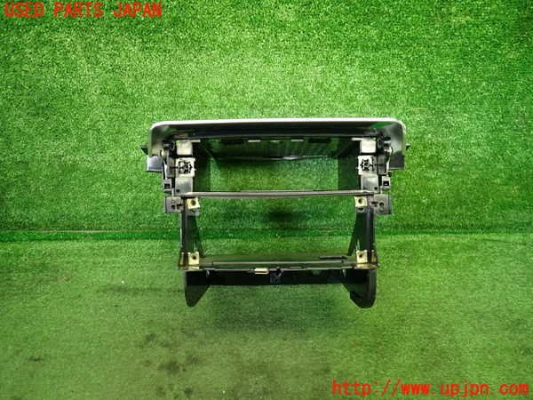 1UPJ-34407842]アウディ・TT ロードスター(8NAUQ)小物入れ2 中古_m0002.jpg