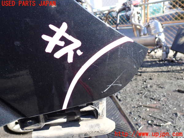 5UPJ-34411080]ベンツ V350 W639(639811C)右前フェンダー 中古_m0002.jpg