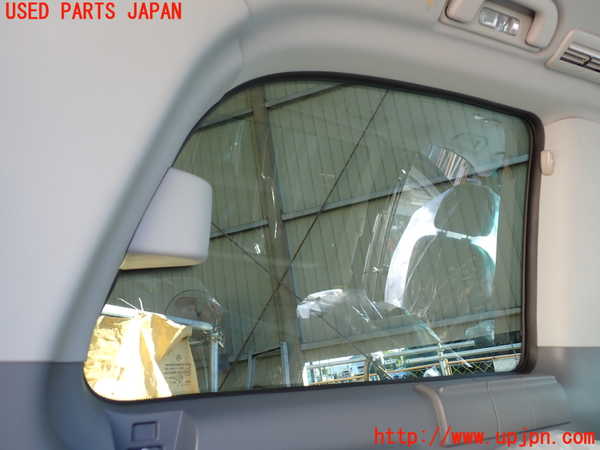 5UPJ-34411382]ベンツ V350 W639(639811C)左クォーターガラス 中古_m0002.jpg