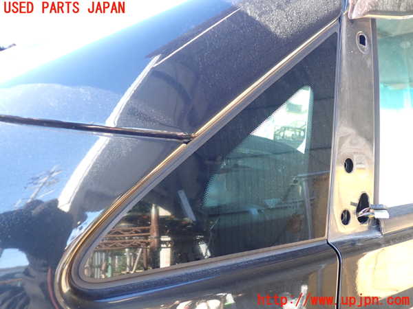 5UPJ-34411202]ベンツ V350 W639(639811C)左フロント三角窓ガラス 中古_m0001.jpg