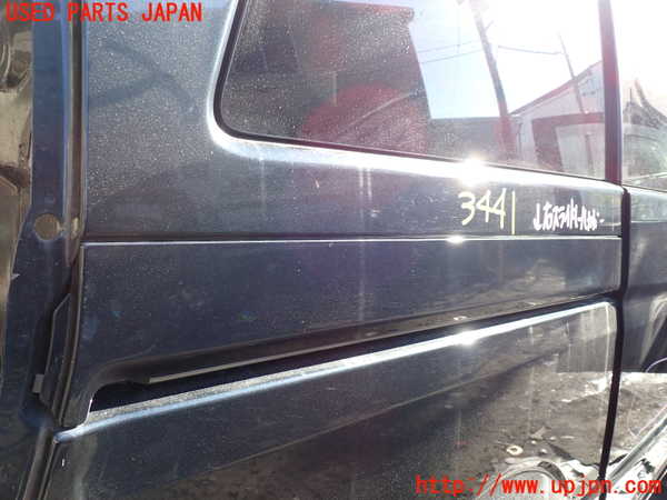 5UPJ-34411360]ベンツ V350 W639(639811C)右スライドレールカバー 中古_m0002.jpg