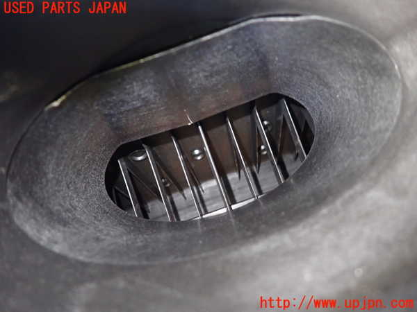 1UPJ-34412560]ベンツ V350 W639(639811C)エアクリーナーボックス 中古_m0003.jpg