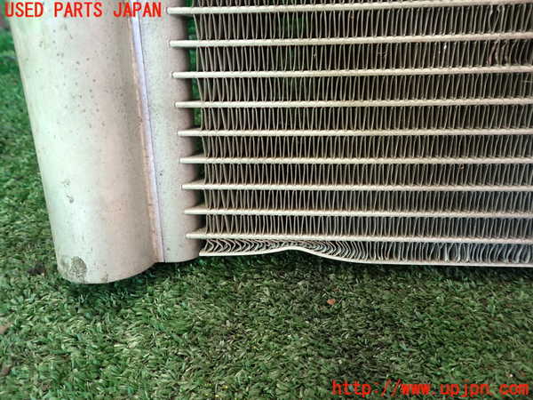 5UPJ-34416031]ベンツ V350 W639(639811C)エアコンコンデンサー1 中古_m0003.jpg